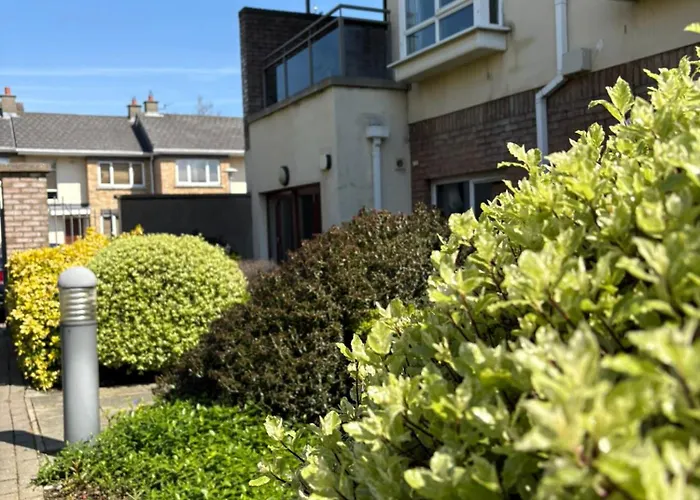 Cosy 2-bedroom Near Airport
