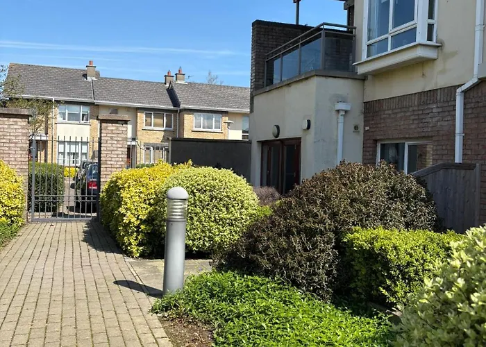 Cosy 2-bedroom Near Airport
