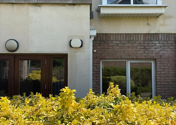 Cosy 2-bedroom Near Airport Appartamento