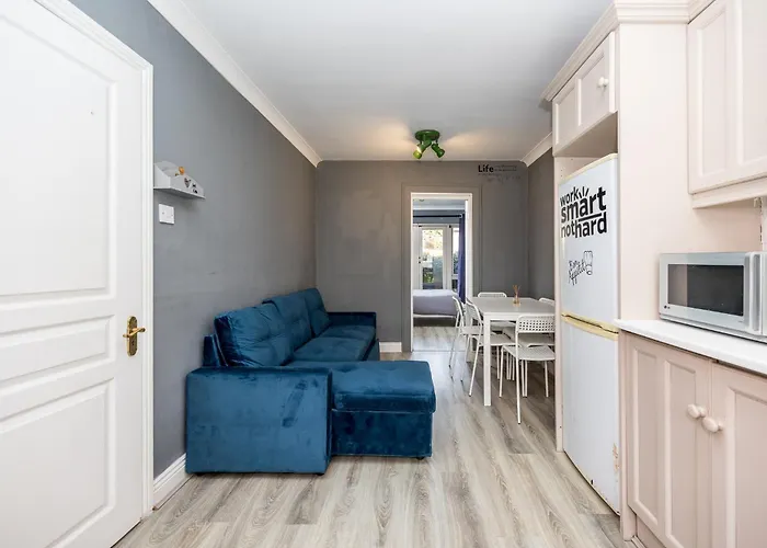 Cosy 2-bedroom Near Airport Dublino