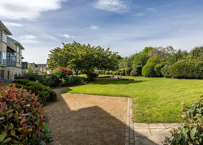 Cosy 2-bedroom Near Airport
